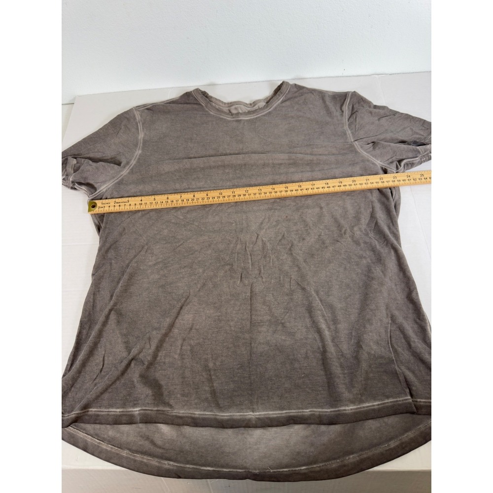 Lululemon Men Sportswear T Shirt Gray Washed‎ Out Logo - Picture 4 of 6